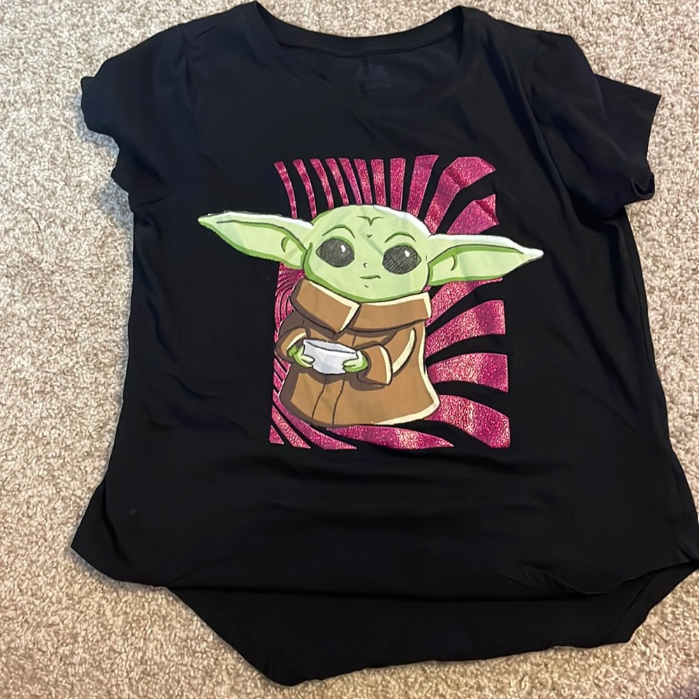 Girls short sleeve graphic tee